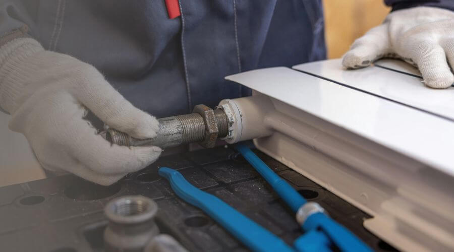 Professional water heater repair services in Dahinda, IL